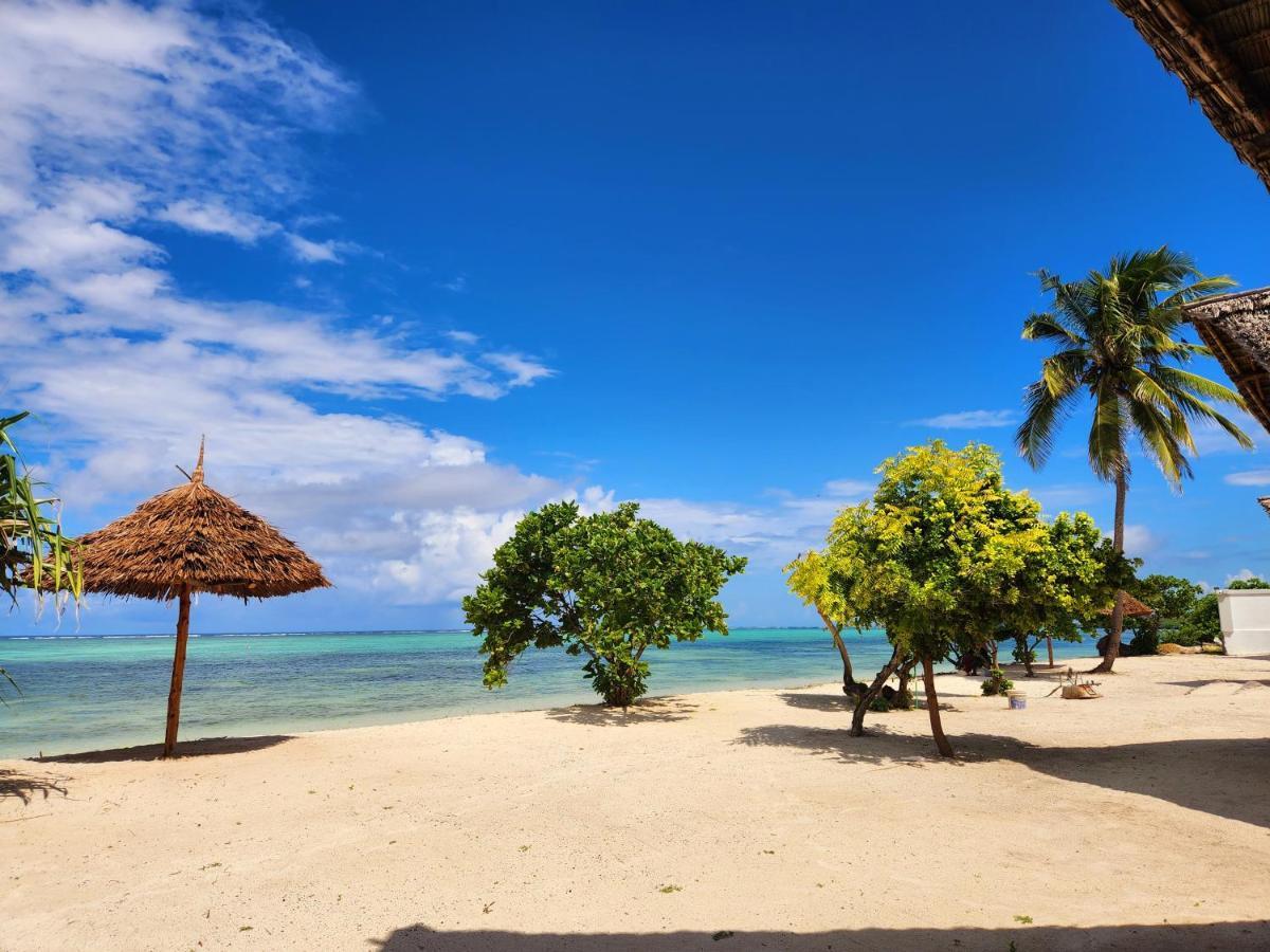 Almas Beach Boutique Hotel Makunduchi Esterno foto