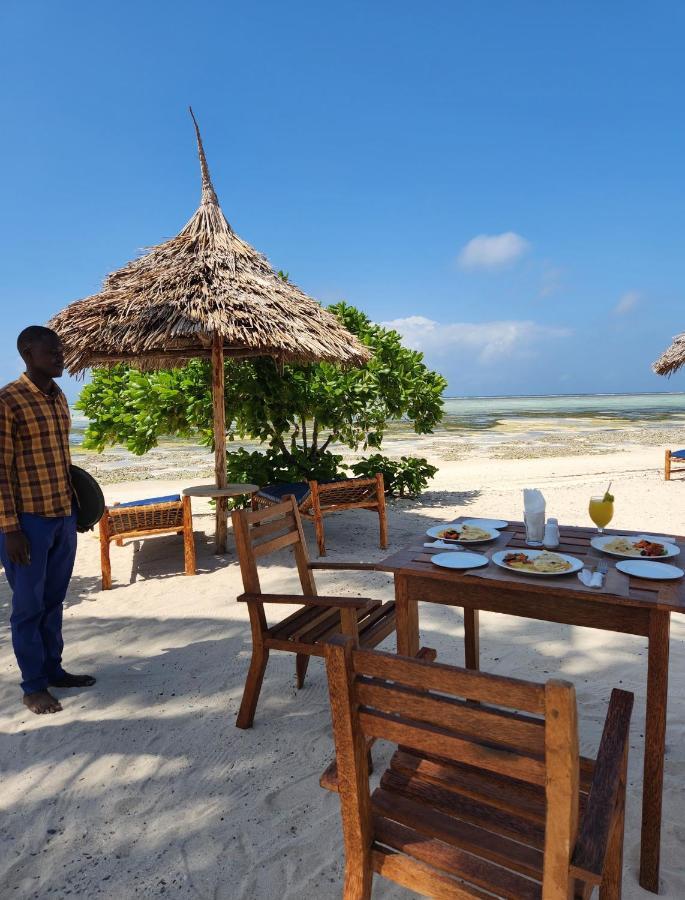 Almas Beach Boutique Hotel Makunduchi Esterno foto