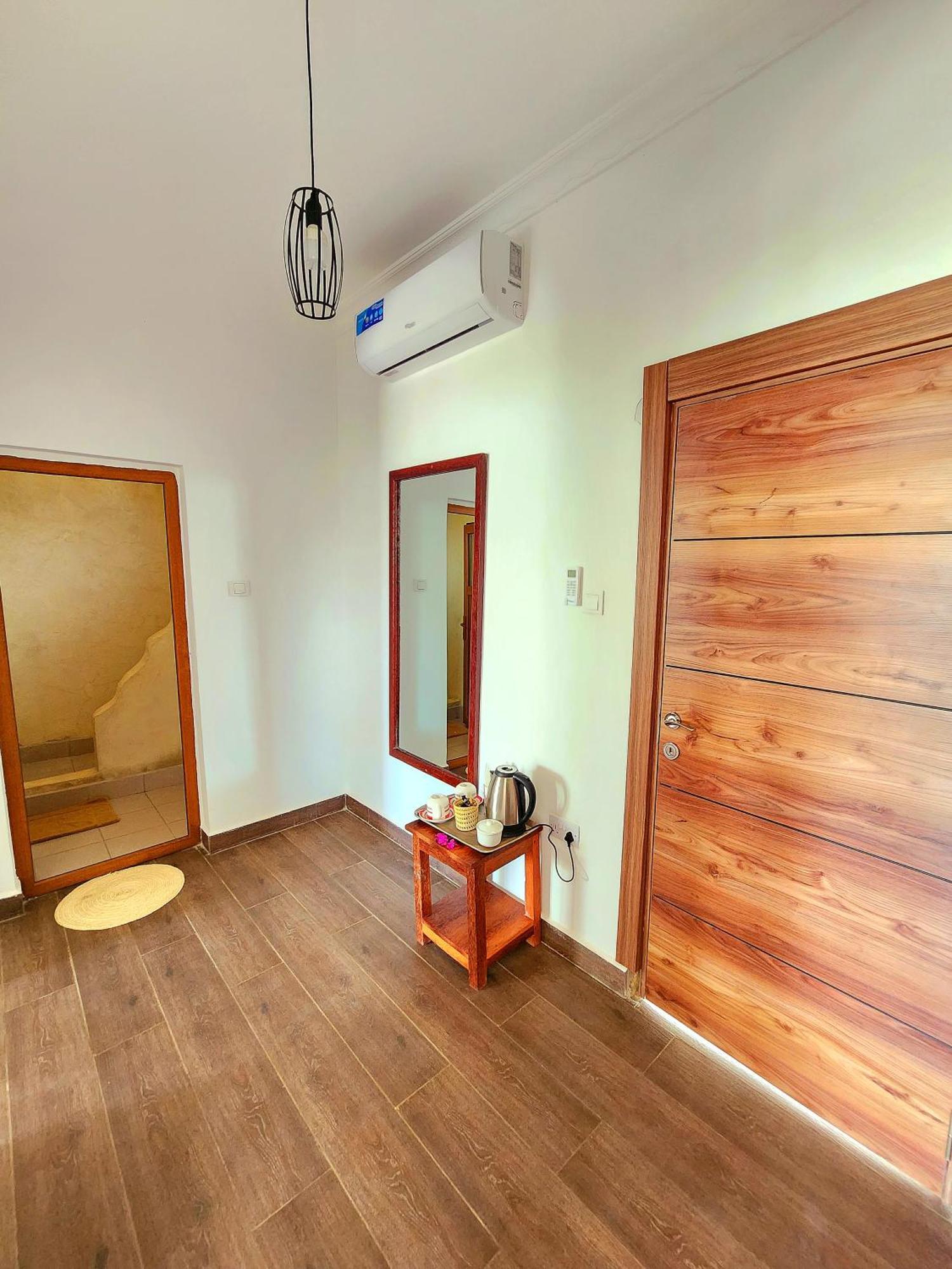 Almas Beach Boutique Hotel Makunduchi Esterno foto