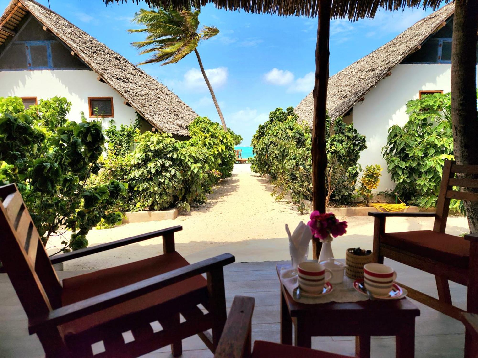Almas Beach Boutique Hotel Makunduchi Esterno foto