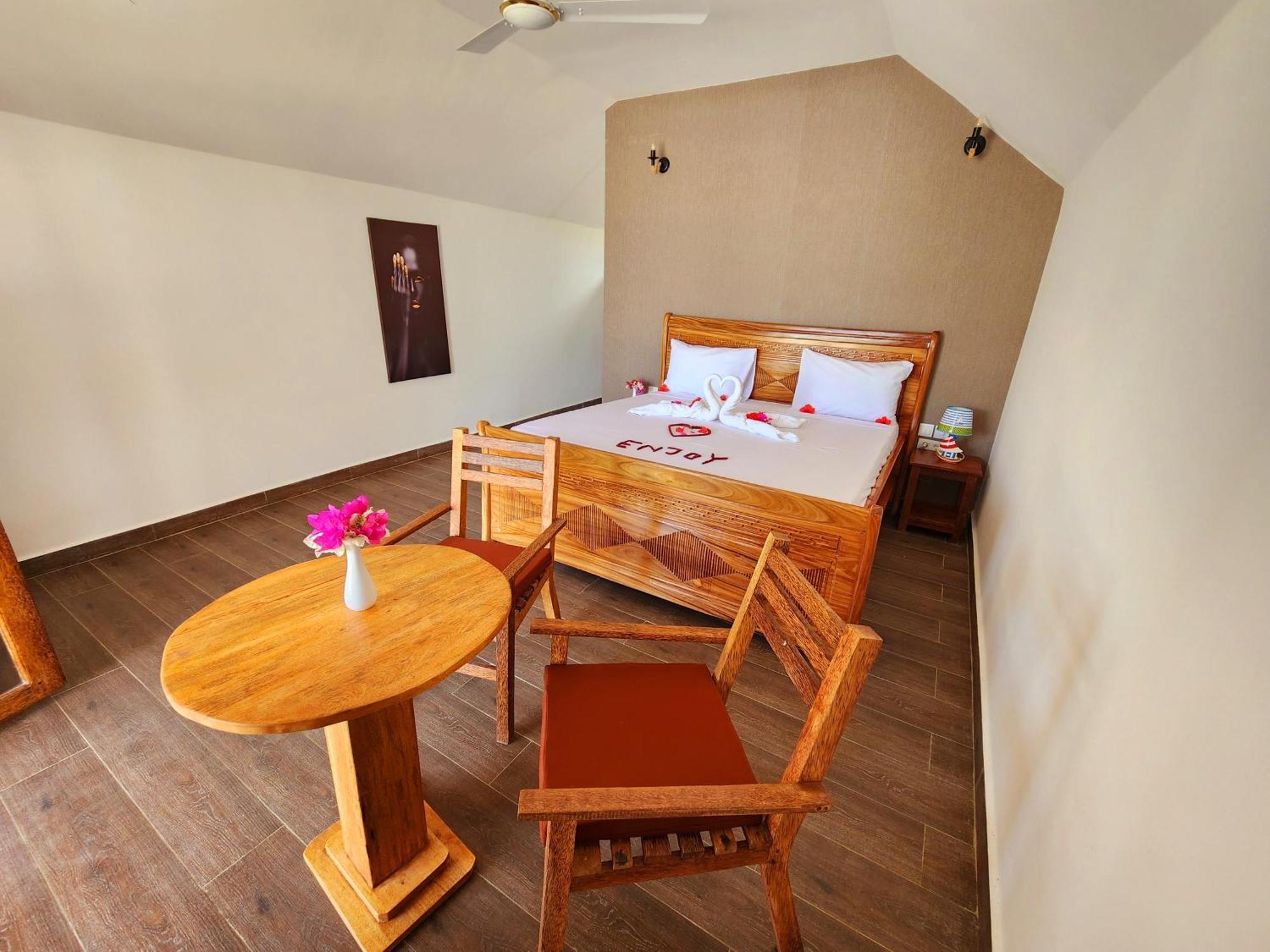 Almas Beach Boutique Hotel Makunduchi Esterno foto