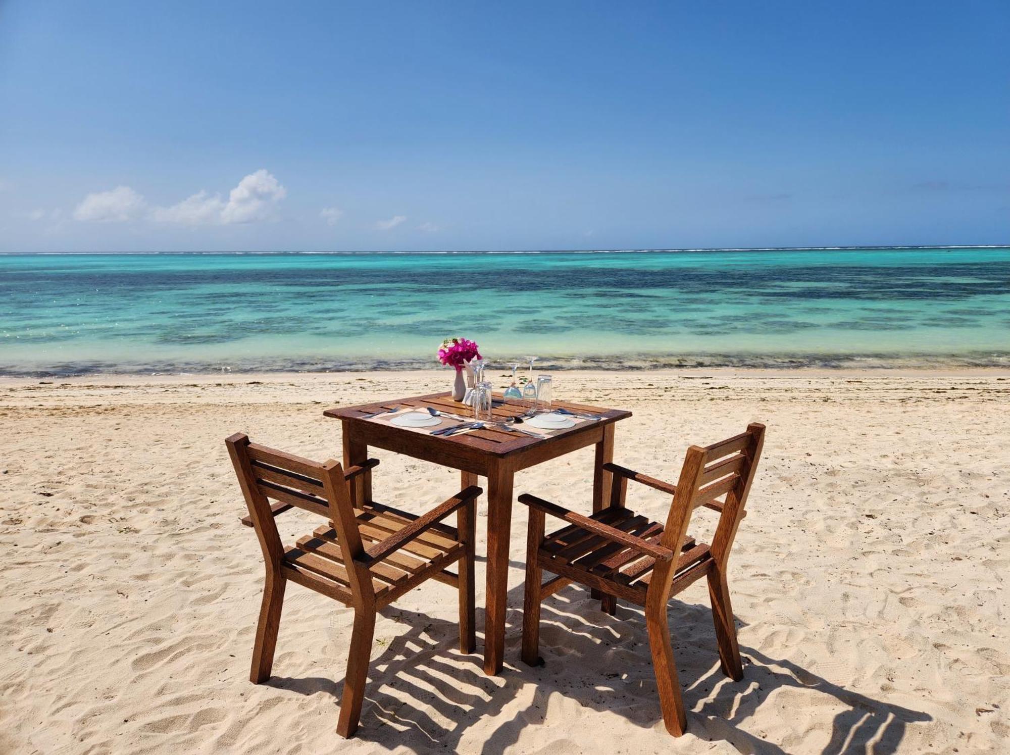 Almas Beach Boutique Hotel Makunduchi Esterno foto