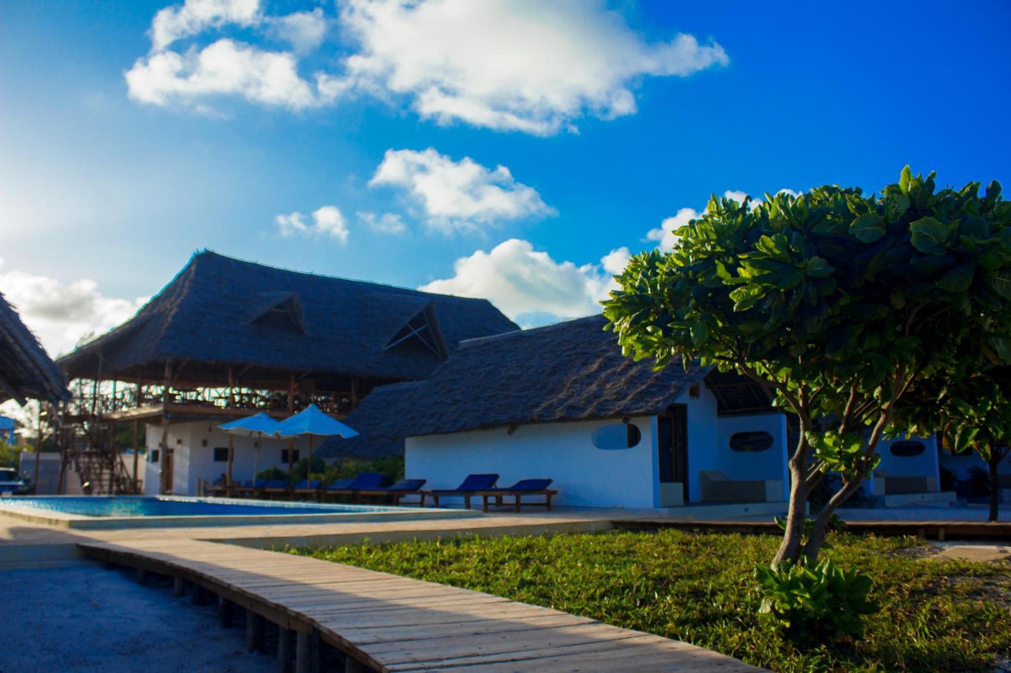 Almas Beach Boutique Hotel Makunduchi Esterno foto